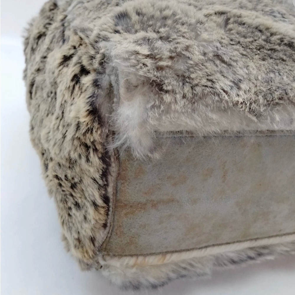 CHANEL Rabbit Fur Tote - Brown and Cream with suede accents. vintage - Picture 6 of 11